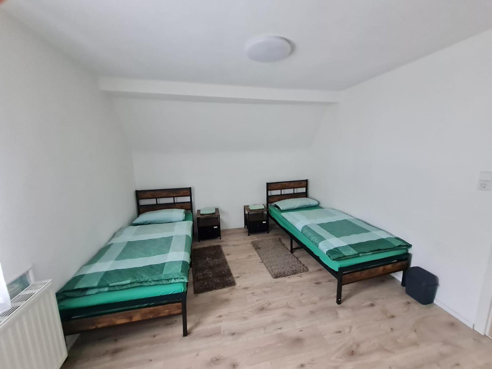 Husic Immobilien Und Handwerkerservice Rimbach  ภายนอก รูปภาพ